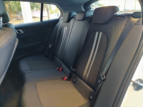 Imagen 13 de 19 de Bmw Serie 1 118i Sport