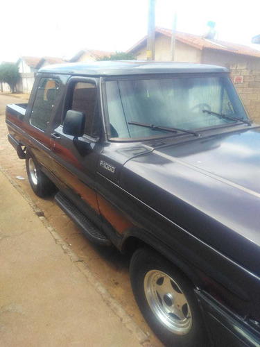 Ford F1000 Cabine Dupla