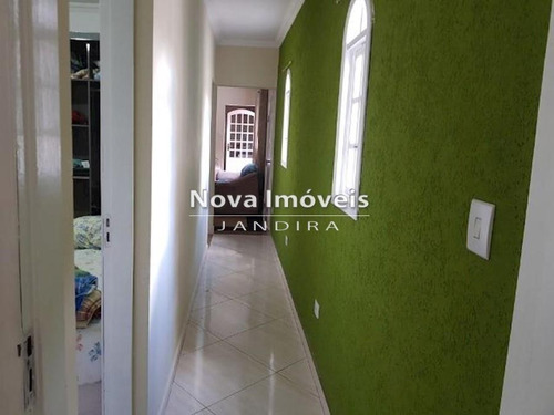 Imagem 3 de 19 de Casa Em Jandira Rua Itaquiti - 1351