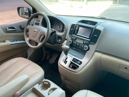Imagem 9 de 12 de Kia Carnival Ex 3.5 V6