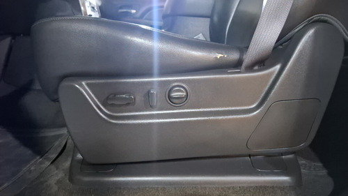 Chevrolet Tahoe 5.3 D PIEL DVD