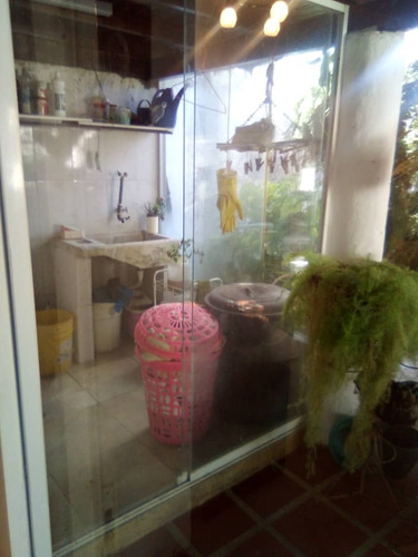 Imagen 14 de 28 de Townhouse Duplex Urb. Vistamar Conjunto Cerrado Solo 4 Townhouses