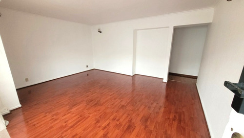 Casa En Condominio Cerrada / Amapolas