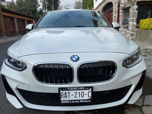 Imagen 1 de 14 de Bmw Serie 1 118ia Sedán M Sport