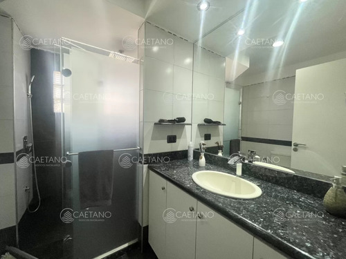 Venta Casa - 2 Dormitorios 2 Baños - El Tesoro La Barra