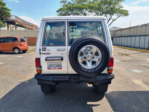 Imagen 3 de 10 de Toyota Macho Lx 2006 4x4 Sincrónico