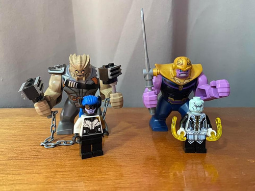 Hijos De Thanos Y Set De Batman