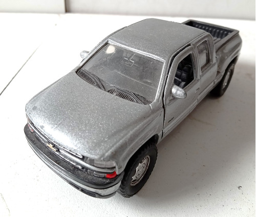 Miniatura Chevrolet Silverado 1999 1:42 Welly