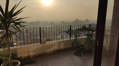 Amplio Depto. Cómo Nuevo En Condominio, 80 Mt2. 2d 2b 1e