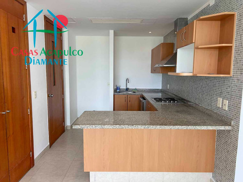 Cad Mayan Lakes Mt2 402. Terraza Con Vista A Las Áreas Comunes.