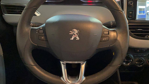 Imagem 8 de 13 de Peugeot 208 1.5 Allure 8v Flex 4p Manual