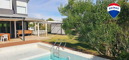 Casa Venta Costa Esmeralda 5 Ambientes