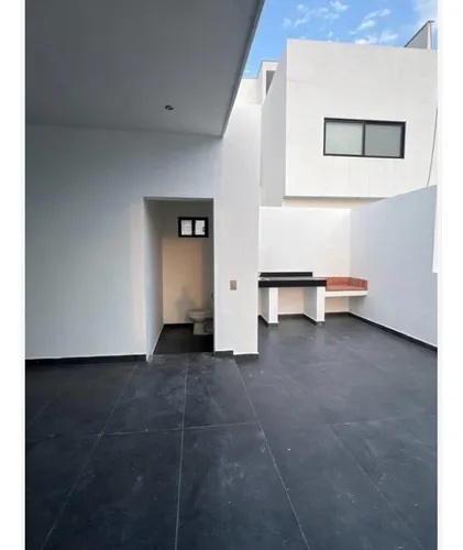 Casa En Venta En Lomas Del Vergel