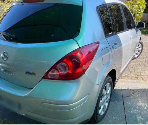 Nissan Tiida 2009 1.8 S Flex Aut. 5p