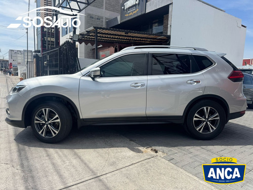 Nissan X-Trail 2.5 Exclusive 3 Row Cvt