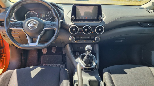 Nissan Sentra 1.8 Advance Mt
