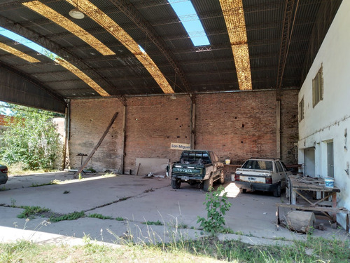 Imagen 9 de 15 de Galpón En Venta- Super Precio