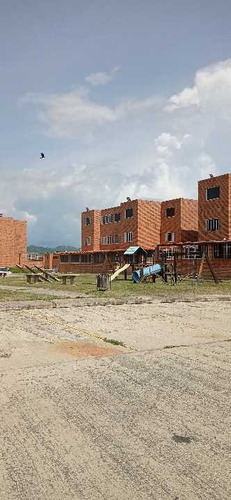 Imagen 3 de 15 de Vendo Apartamento 60m2 2h/2b/1pe Canaima Iv, Guatire-edo. Miranda
