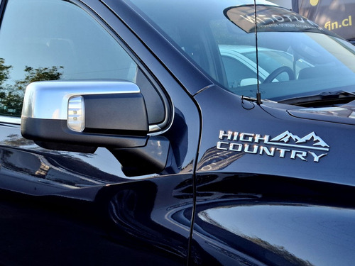 Chevrolet Silverado HIGH COUNTRY 3.0L AUT