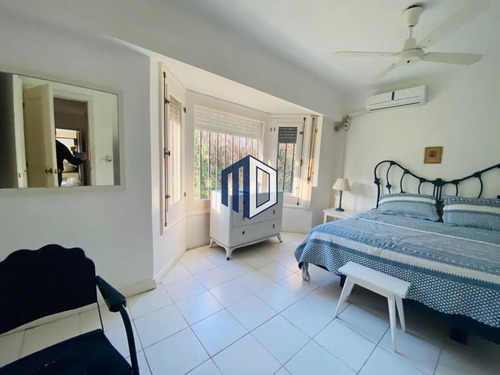 Casa Ubicada En Zona De Paz Y Tranquilidad.