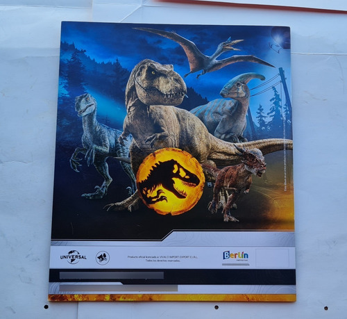 Album Jurassic World Dominion. (de Peru)