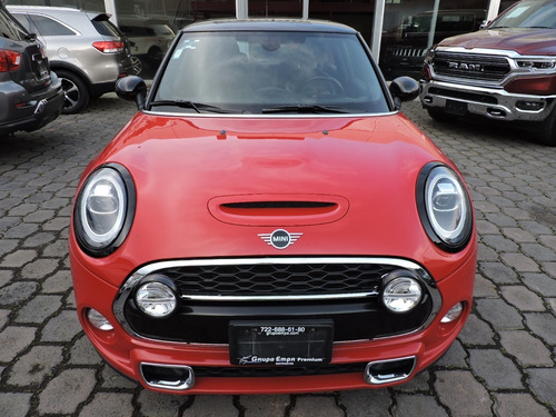 Imagen 5 de 15 de Mini Cooper S Hot Chili Modelo 2019
