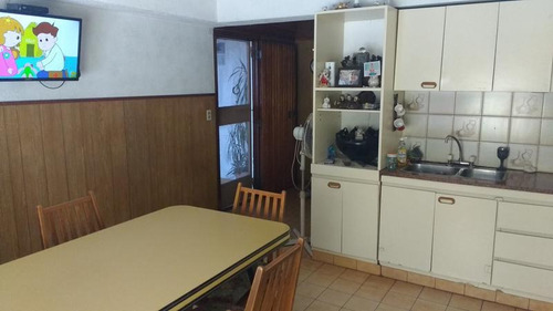 Venta Casa 4 Amb 200 M2 Cochera Valentin Alsina Lanus