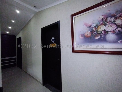 Imagen 10 de 20 de Karen Freites Rentahouse Mp 22f28162 Mañongo