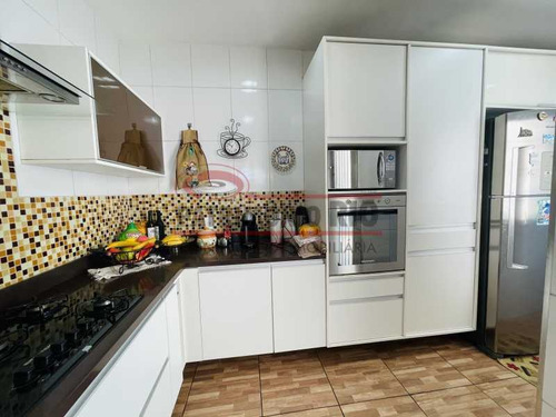 Linda Casa De Vila, Salão, Copa Cozinha Com Armário, 3quartos Sendo 1suite, Tem Closet - Pacv30051