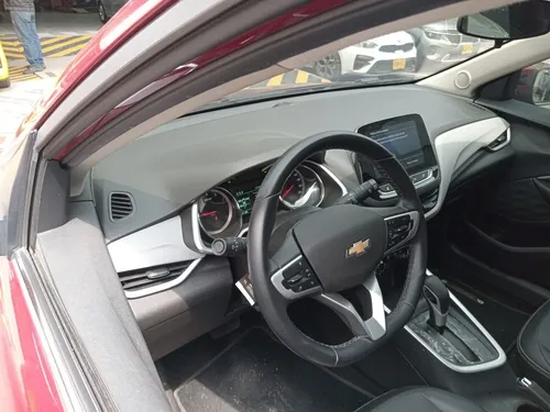Chevrolet Onix 1.0T Premier Sedan At