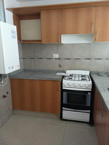 Imagen 3 de 11 de Departamento -1 Dormitorio- Cofico-se Vende