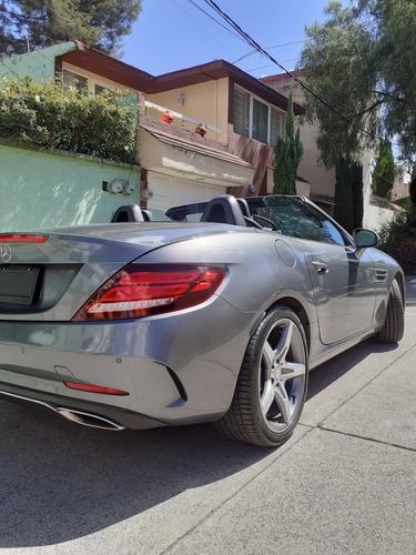 Imagen 12 de 15 de Mercedes-benz Clase Slc 2017 2.0 200 At