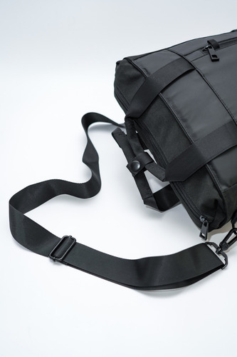 Imagen 5 de 10 de Mochila Matera Kyma - Olympia - Impermeable Bandolera Bolso