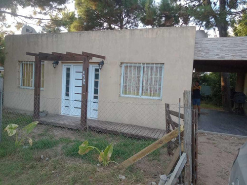 Casa En Venta - 2 Dormitorios 1 Baño 1 Cochera - 120mts2  - Ostende