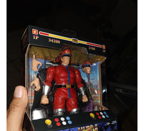 M Bison Street Fighter Jada Toys (Usado)
