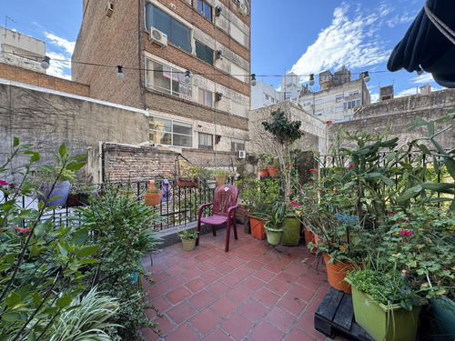 Casa De Pasillo Unica A La Venta 2 Dormitorios Con Patio Y Terraza En El Centro