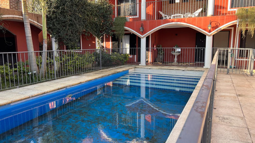 Complejo Turistico Barrio Artalaz Piscina