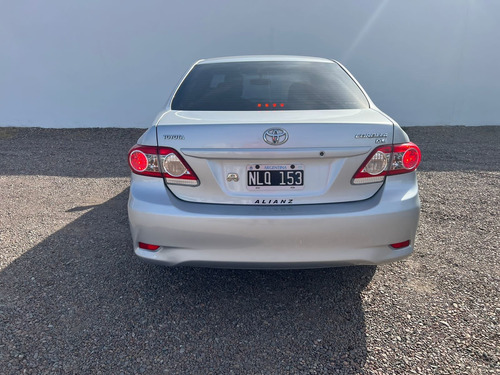 Imagen 14 de 14 de Toyota 2014 Corolla 1.8 Xli L/11