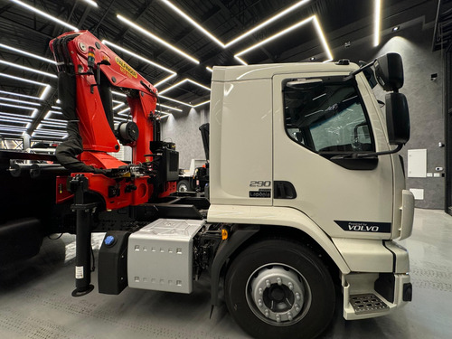 Volvo Vm290 Lx Leito Automatico Guindaste Palfinger Md480
