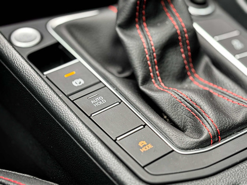 Volkswagen Vento 2.0 Tsi Gli 211cv App Connect + Nav