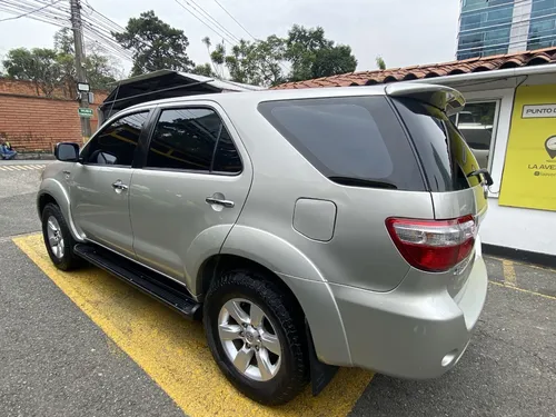 Toyota Fortuner 2.7 Sr5 At 4X4