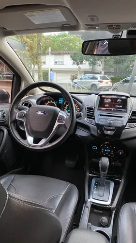 Ford Fiesta 1.6 Hatchback Titanium