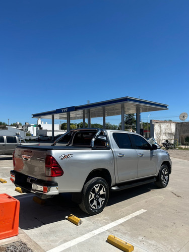 Hilux 4x4 D/c Srx 2.8 Tdi 6 A/t.