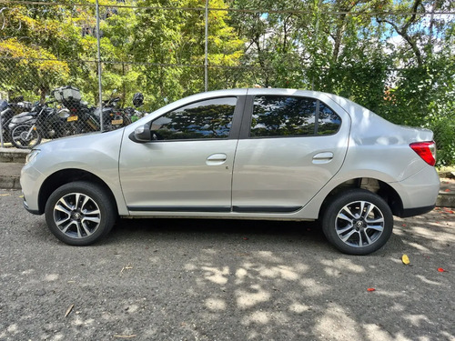 Renault Logan 1.6 Intens At 2024
