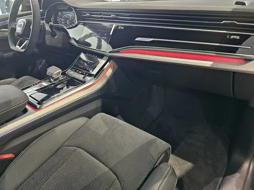 Audi Q8 S Line