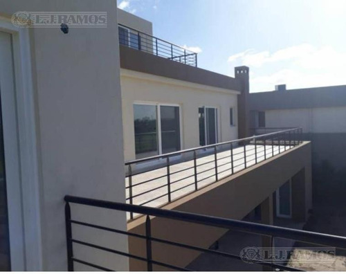 Imagen 5 de 9 de Casa En Venta En El Golf