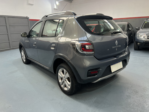 Renault Sandero Stepway 1.6 Dynamique 105cv