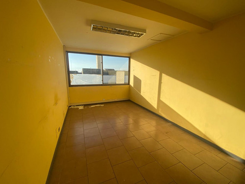 Arrienda Edificio Para Educacion Y/o Oficinas