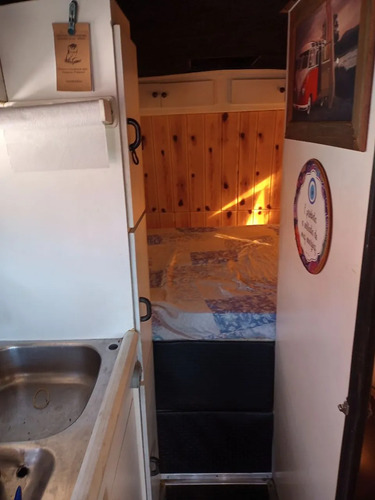 Vendo Motorhome Invel Super Inteiro Documentado, 04 Pessoas.