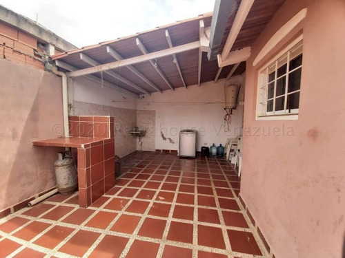 Imagen 9 de 21 de Casa En Venta Los Samanes , Cabudare # 21-3236